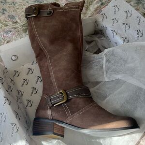 Gorgeous Mocha Suede boots - new